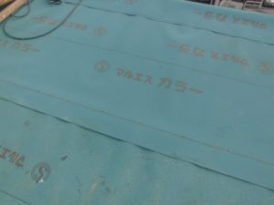 奈良県生駒市の屋根材スーパーガルテクト+断熱工程を加えた特別仕様の施工事例｜施工中4（屋根松商店）